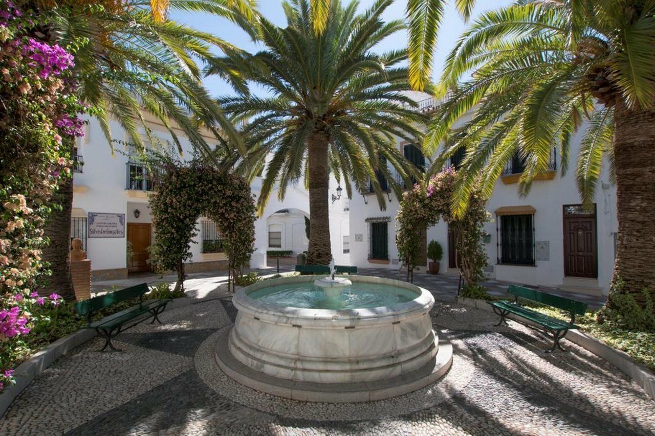 La Fonda Apartments 贝纳尔马德纳 外观 照片